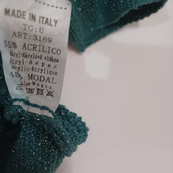 Cocco Bella Sparkly Top - Picture 4 of 6